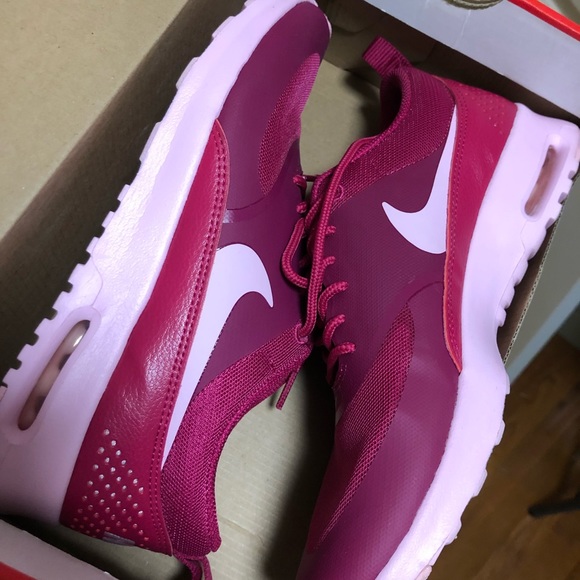 NIKE Air Max Thea Sport Fuchsia/Prism Pink Sneaker - Picture 8 of 8